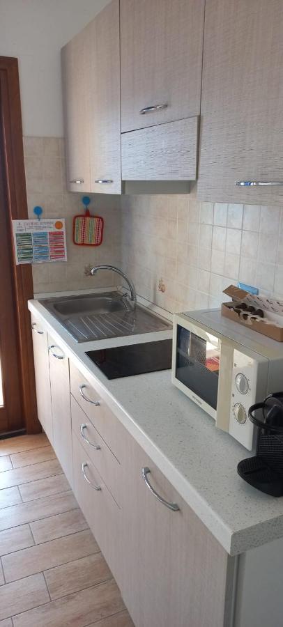Apartament Fronte Mare Attico Indipendente Ed Esclusivo Con Terrazza Panoramica Isola Rossa Zewnętrze zdjęcie